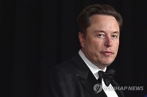 Musk-Altman Mud-Slinging Court Battle... Zuckerberg's Flattering Texts Also Revealed