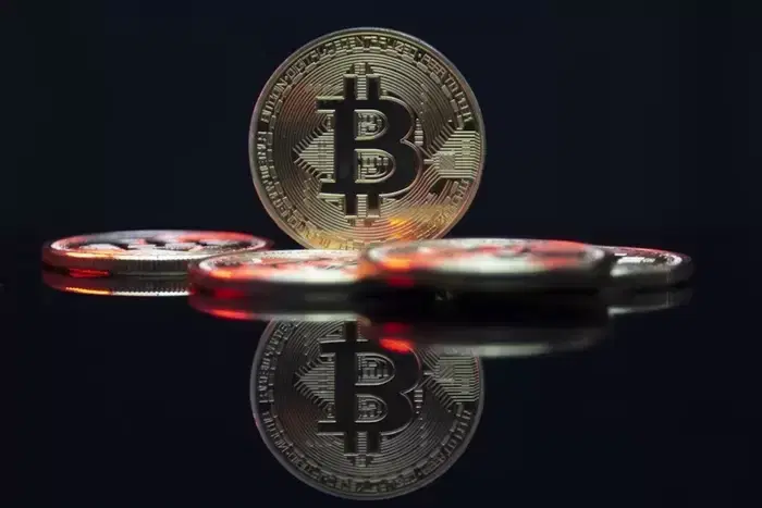 Even as Strategy buys it all... Bitcoin retail investors 'dump' at $77,000