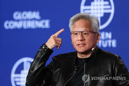 '구리선도 느리다'…엔비디아, 코닝과 4.6조원 광섬유 협업 확대