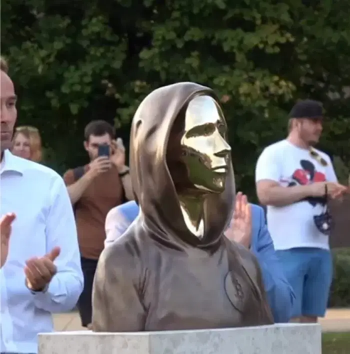 "Bitcoin Creator" Satoshi Nakamoto, Were They Really Two People?