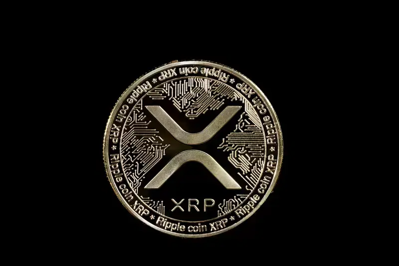 XRP, 가격은 못 오르는데 물량은 바닥...고래들 거래소 빗장 잠근 진짜 이유는?
