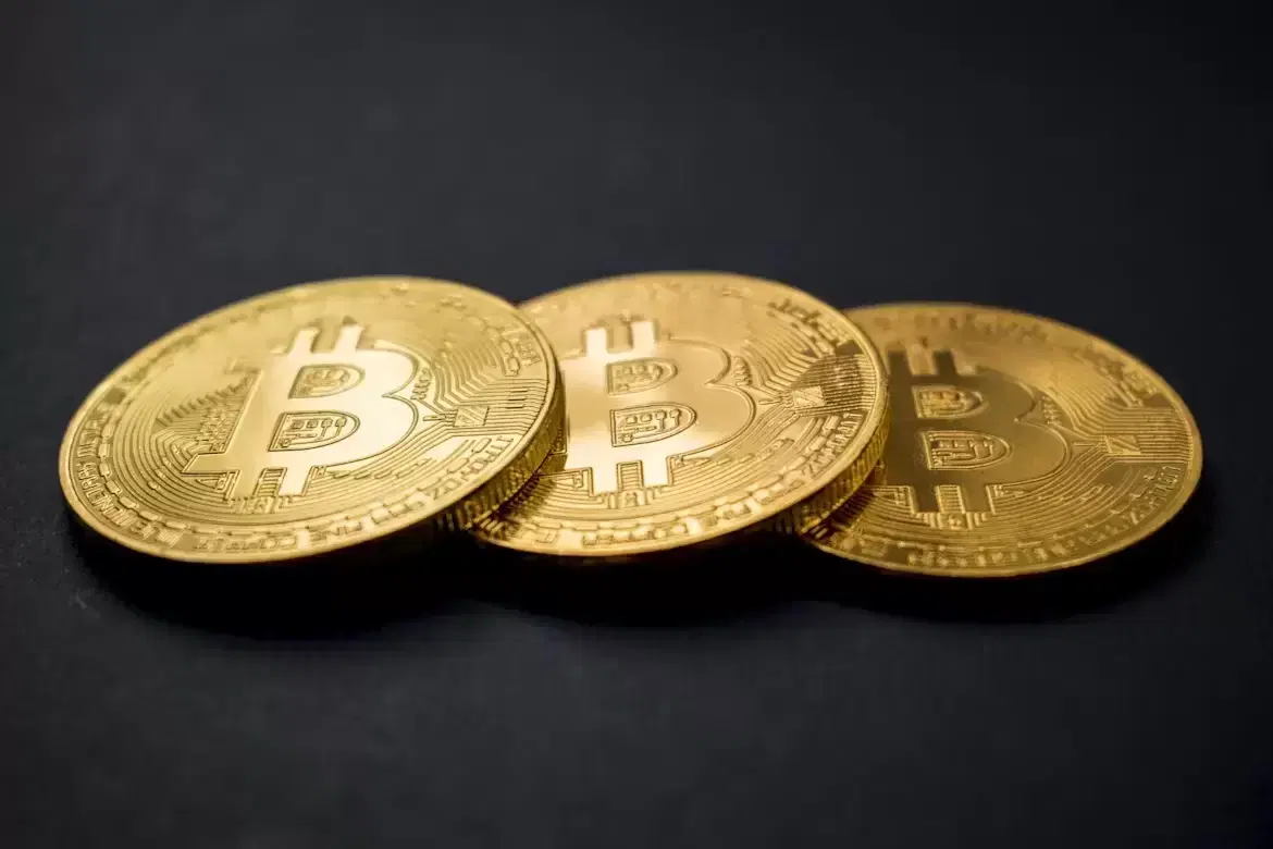 전용기 띄우더니..."대부호, 비트코인(BTC) 청산에 8,000만 달러서 50만 달러로 파산"