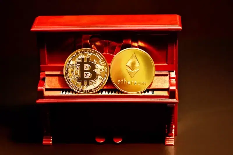 비트코인(BTC) vs 이더리움(ETH), 누가 먼저 바닥 찍나?