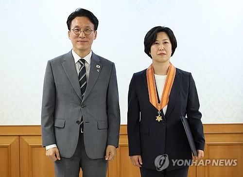 金총리, 美관세조치 대응 등 정부업무평가 유공자에 포상