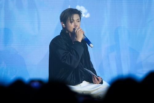 TXT Yeonjun, second mini-album today..."Containing both my outer and inner self"
