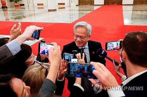 "中, 알리바바·바이트댄스 등에 엔비디아 H200 수입 허용 계획"