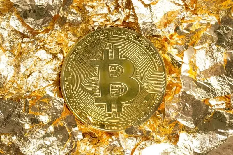 비트코인(BTC), 과매도 끝?...7만 달러 복귀 조건은