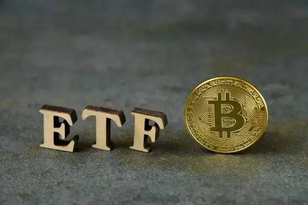 암호화폐 ETF 유입 81% '뚝'...기관들, PCE 발표 전 발 빼기