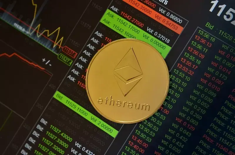 이더리움(ETH), 금리 인상 쇼크서 2,400달러 '버티기'...반등 랠리 펼칠까