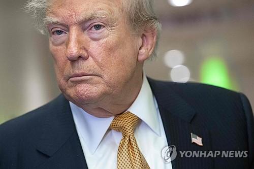 트럼프 "연준 금리인하 안하면 美가 적자보는 나라와 무역 중단"(종합)