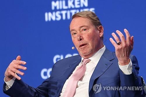 'Bond King' Gundlach: "Fed should have raised benchmark interest rate by 0.5 percentage points"