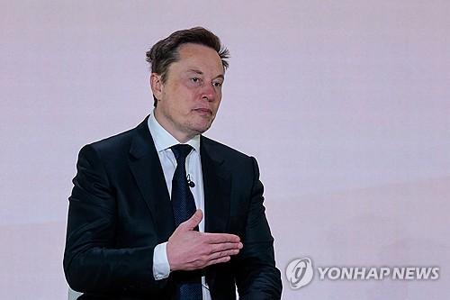 테슬라, 40조원 실탄 마련…AI·로보택시 설비에 집중투자 예상